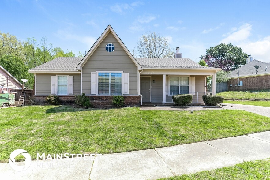 Primary Photo - 4072 Angelace Dr N