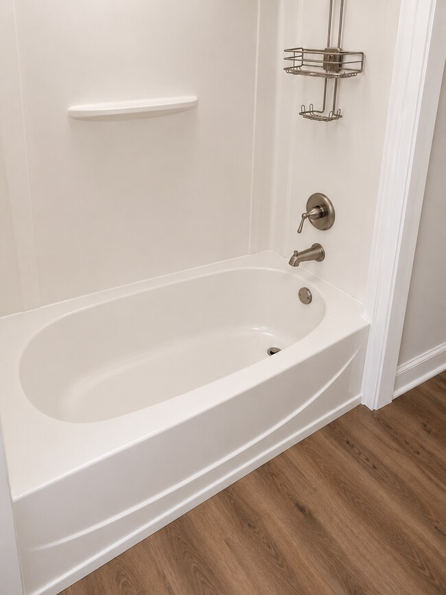 Building Photo - Completely Remodeled Single-Family Home!