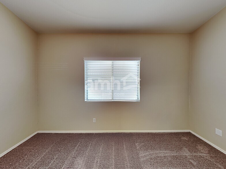 Building Photo - 13369 W Evans Dr