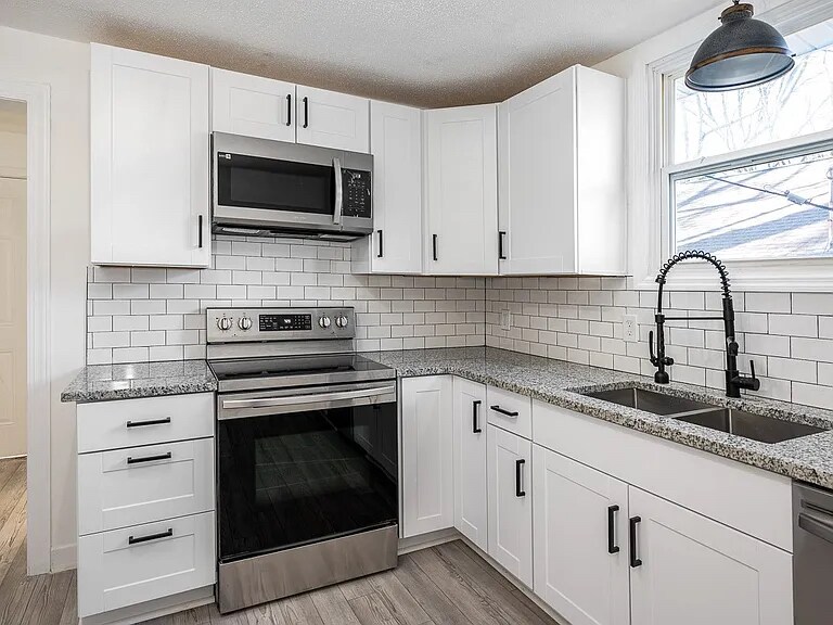 Building Photo - 1112 Hyman St