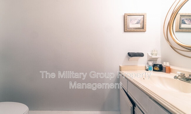 Building Photo - 4814 Kingsmeadow Ln