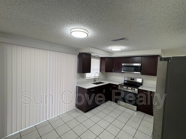 Building Photo - 4616 Ackerman St