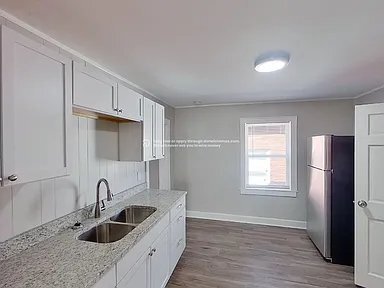 Building Photo - 526 Tauromee Ave