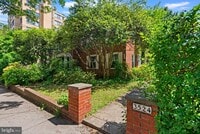 Building Photo - 3524 Davenport St NW