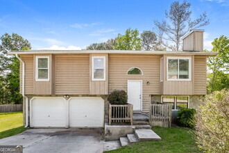 Building Photo - 2098 Drake Ct