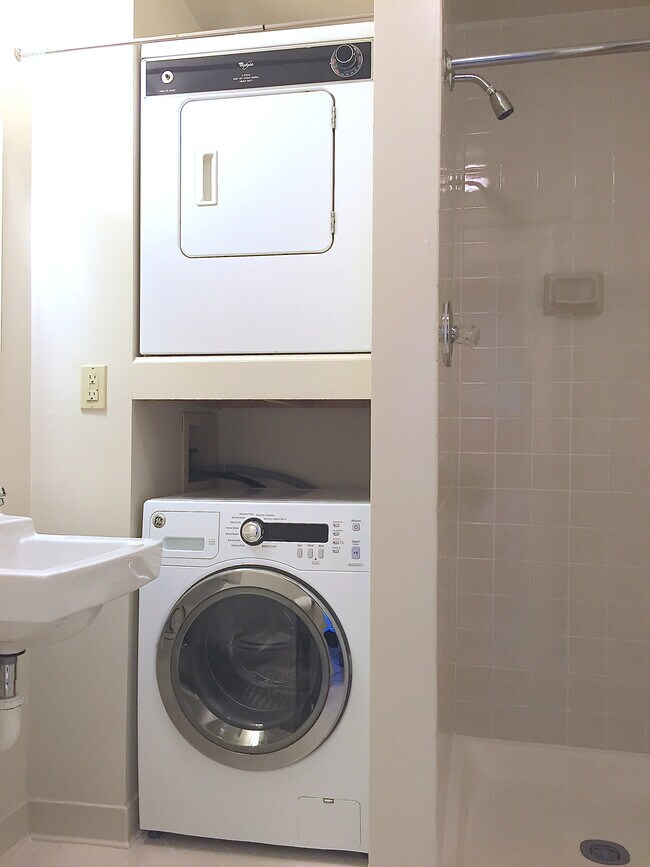 Second Bath with Laundry - 1724 17th St NW
