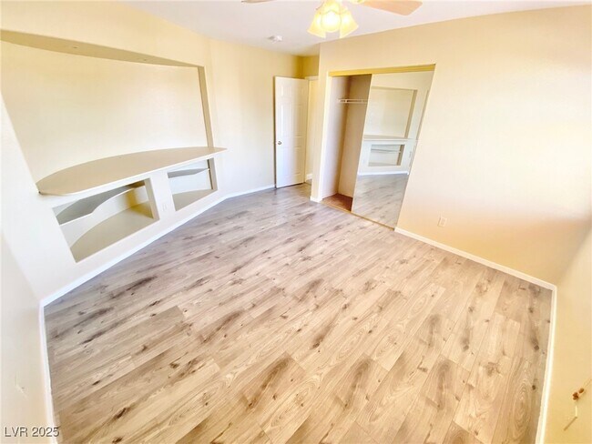 Building Photo - 8482 Canvas Vest Ct