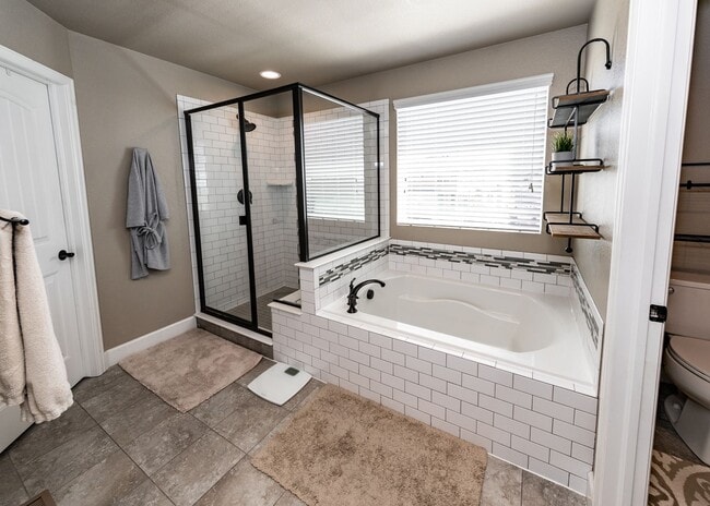 Building Photo - Beautiful, Spacious Home in Wolf Ranch in D20