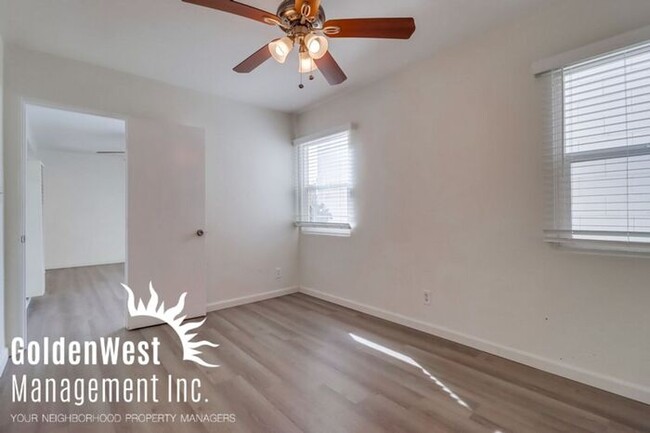 Building Photo - Charming 1Bdm 1Ba Downstairs Condo in Norm...