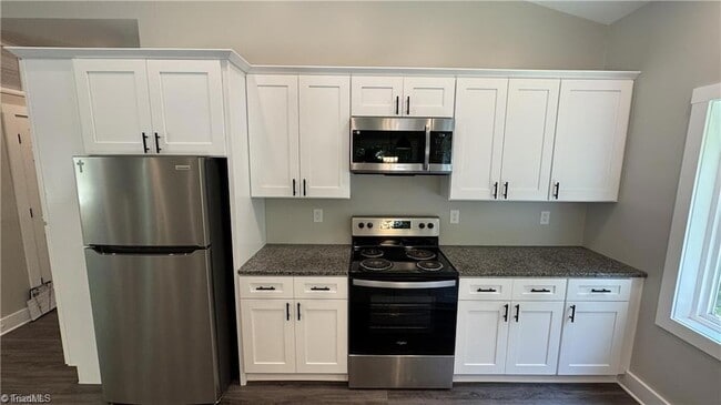 Building Photo - 148 Buena Vista Dr