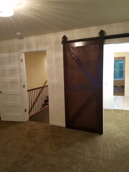 Building Photo - 1408 Sunset Ct