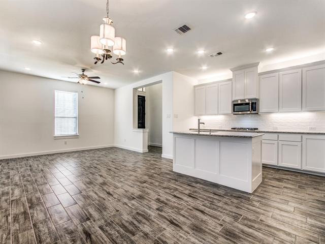 Building Photo - 1306 Casselberry Dr
