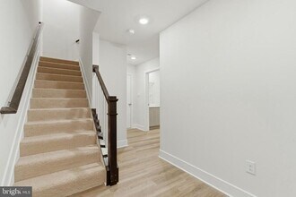 Building Photo - 5217 Manor Park Dr