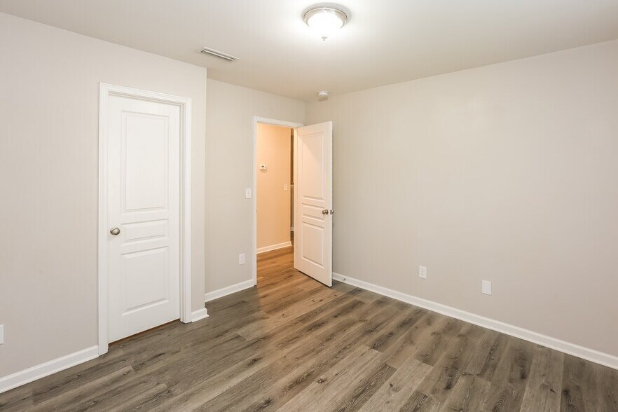 Building Photo - 10812 Maryanna Ct