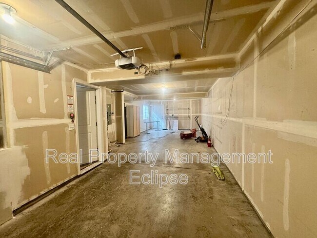 Building Photo - 305 127th St SE