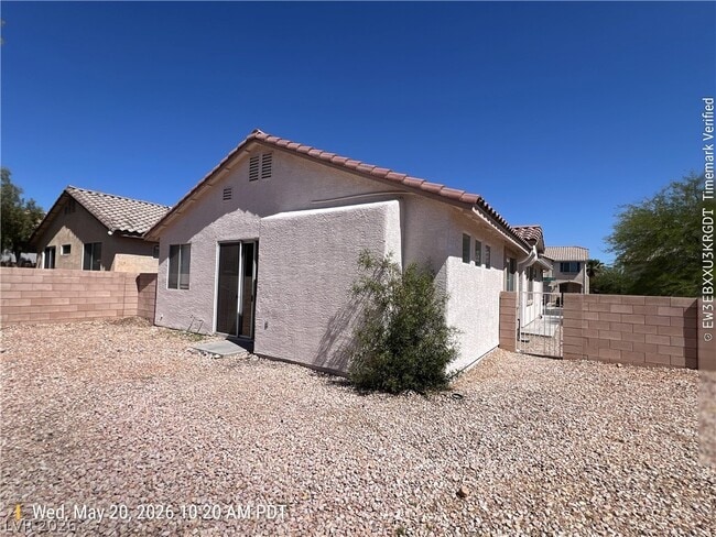 Building Photo - 8027 Sapphire Cove Ave
