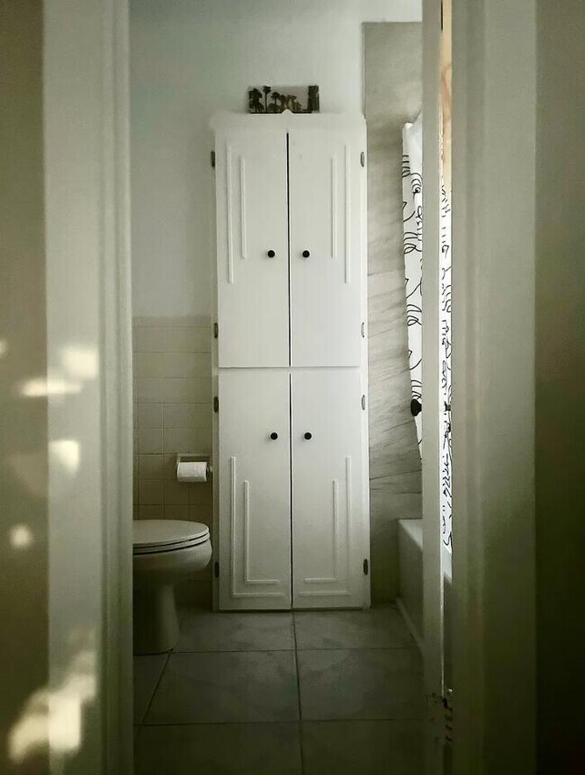 Building Photo - 707 2nd Ave S