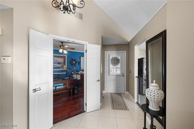 Building Photo - 6671 Hidden Lake Trail