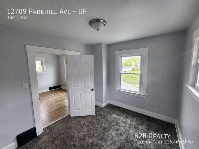 Building Photo - 12709 Parkhill Ave