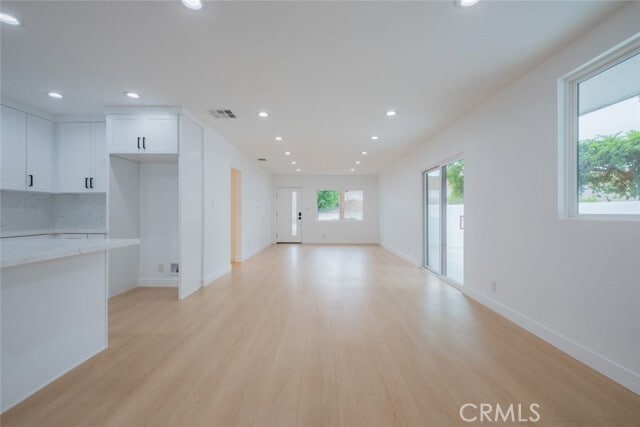 Building Photo - 7734 N Glenoaks Blvd