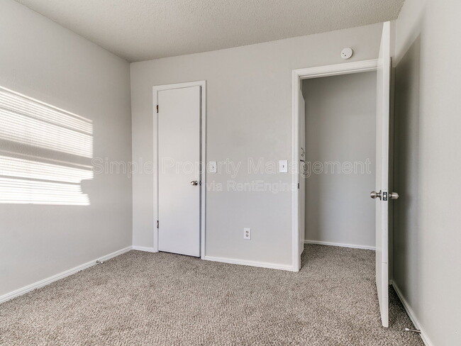 Building Photo - 8510 Candlewood Dr