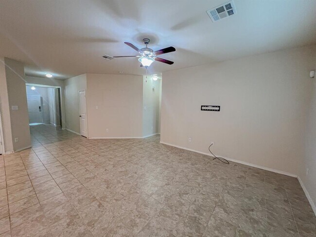 Building Photo - 324 Druse Ln