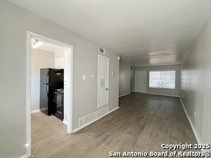 Building Photo - 2802 Lasses Blvd