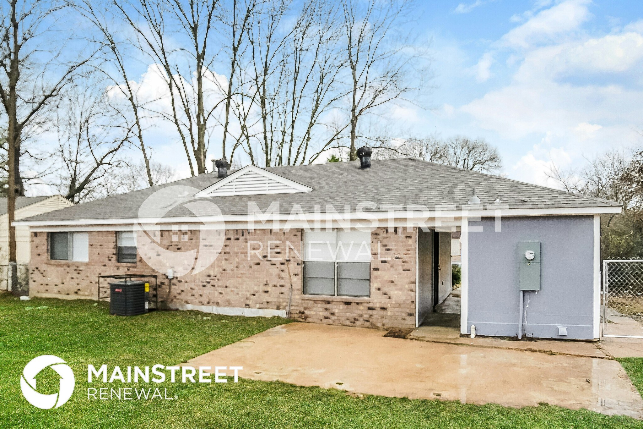 Building Photo - 3030 Normandy Dr
