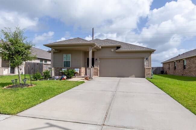 Building Photo - 14911 Spg Frst Ln