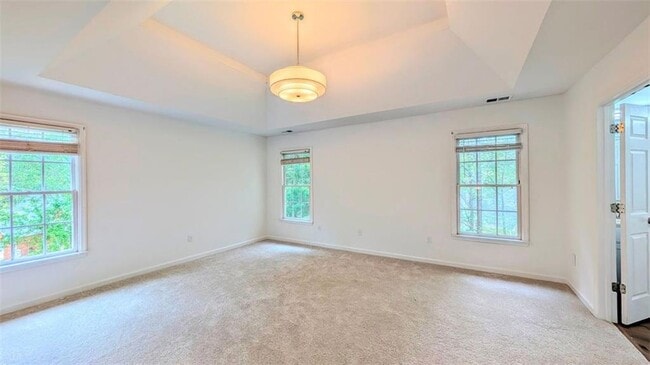 Building Photo - 253 Hampton Park Dr