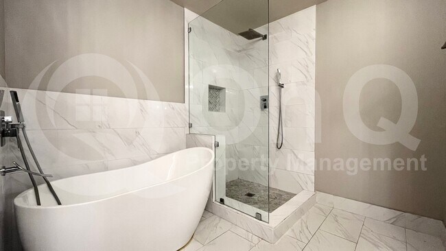 Building Photo - 13269 Fowler Dr