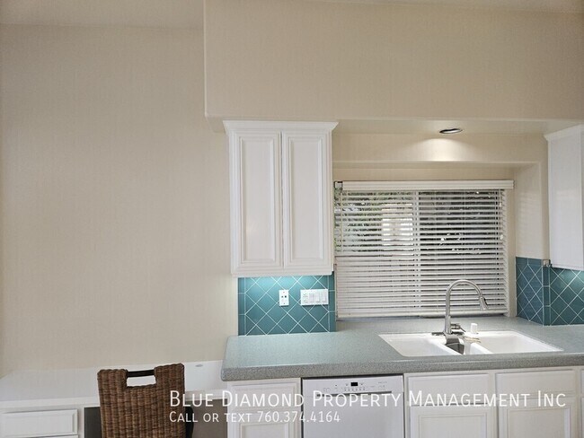 Building Photo - 1763 Blackbird Cir