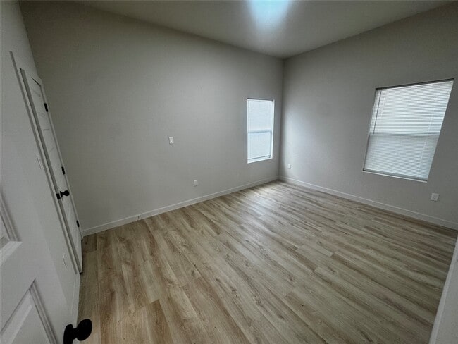 Building Photo - 9713 Cargill St