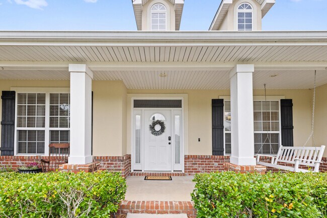 Building Photo - 2899 Chanterelle Cove