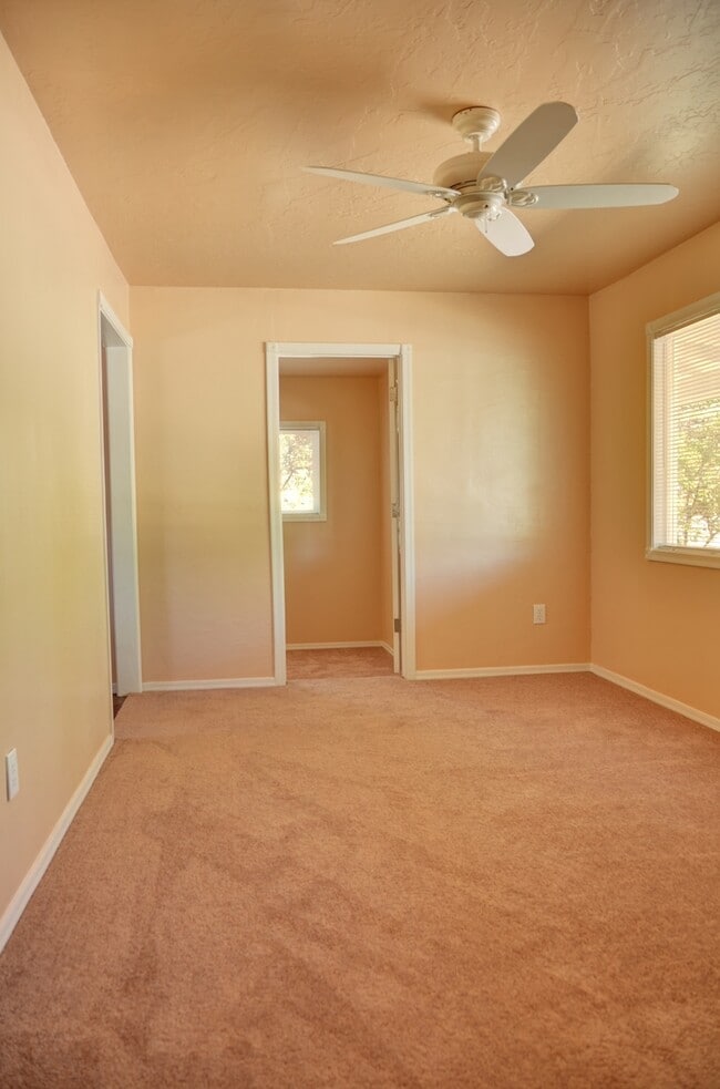 Building Photo - 3 Bedroom Home in Prescott for Rent!