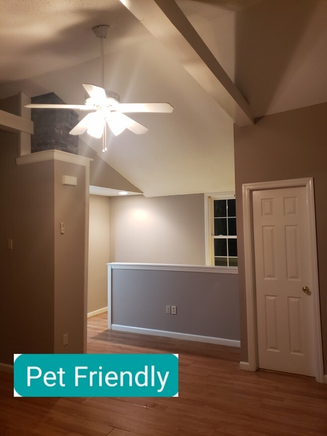 Building Photo - 506 Stafford Rd