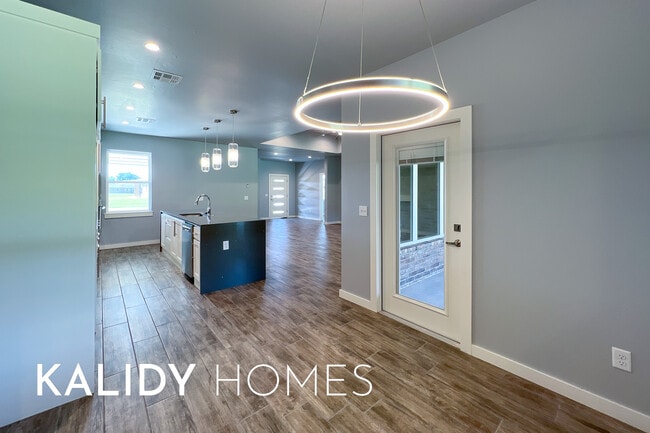 Building Photo - 214 Olde Ml Ct