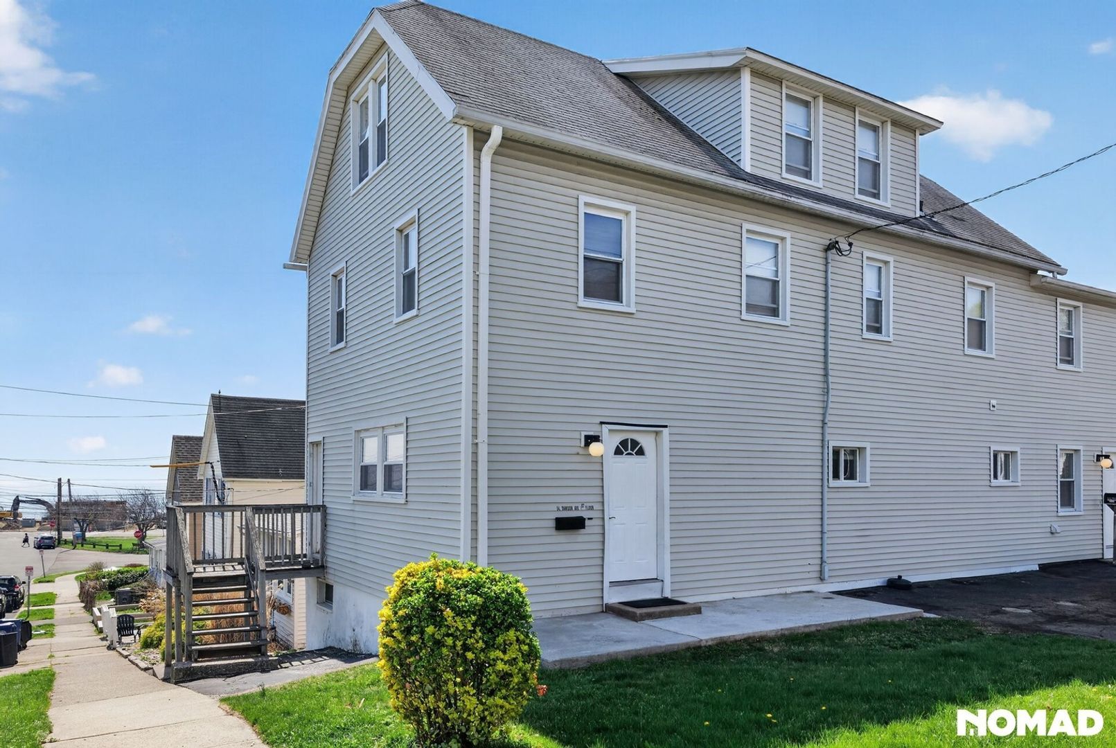 Building Photo - 54 Dawson Ave