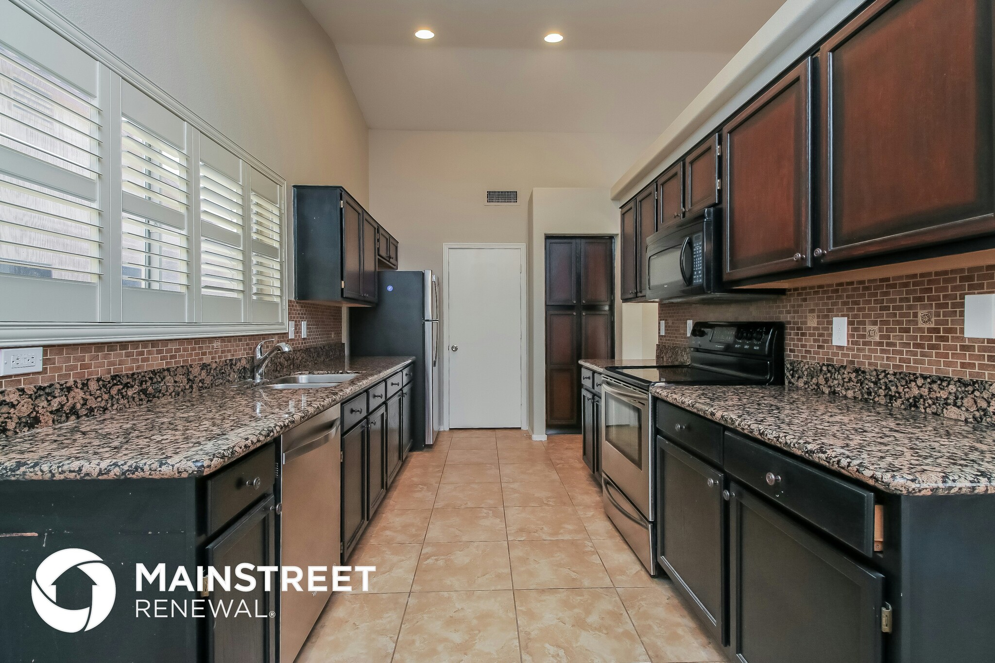 Building Photo - 153 S Orlando