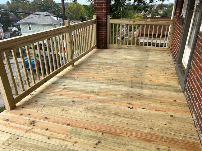 Building Photo - Newly Renovated 2 Bedroom in Beechview- Off-Street Parking, Finished Attic - Available Now!