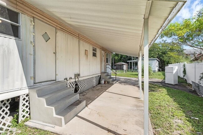 Building Photo - 2854 Lake Alfred Rd