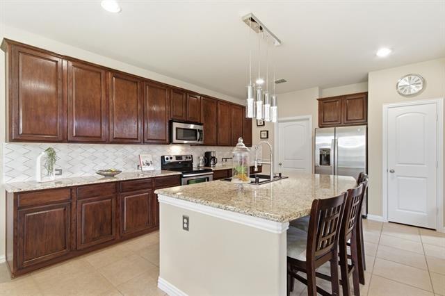 Building Photo - 10537 Matador Dr