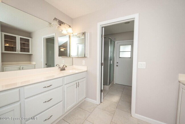 Building Photo - 1326 Cherry Hills Rd NE