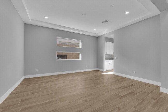 Building Photo - 10648 Stone Ledge Ave