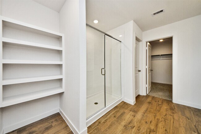 Building Photo - 3531 Shearwater St