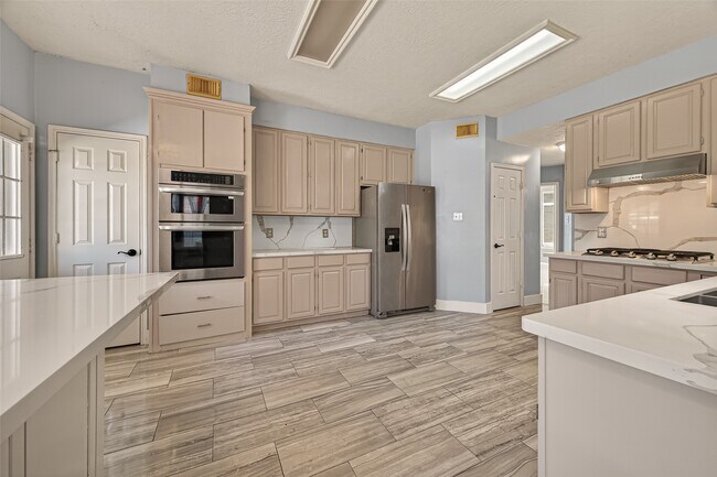 Building Photo - 4218 Meadowchase Ln