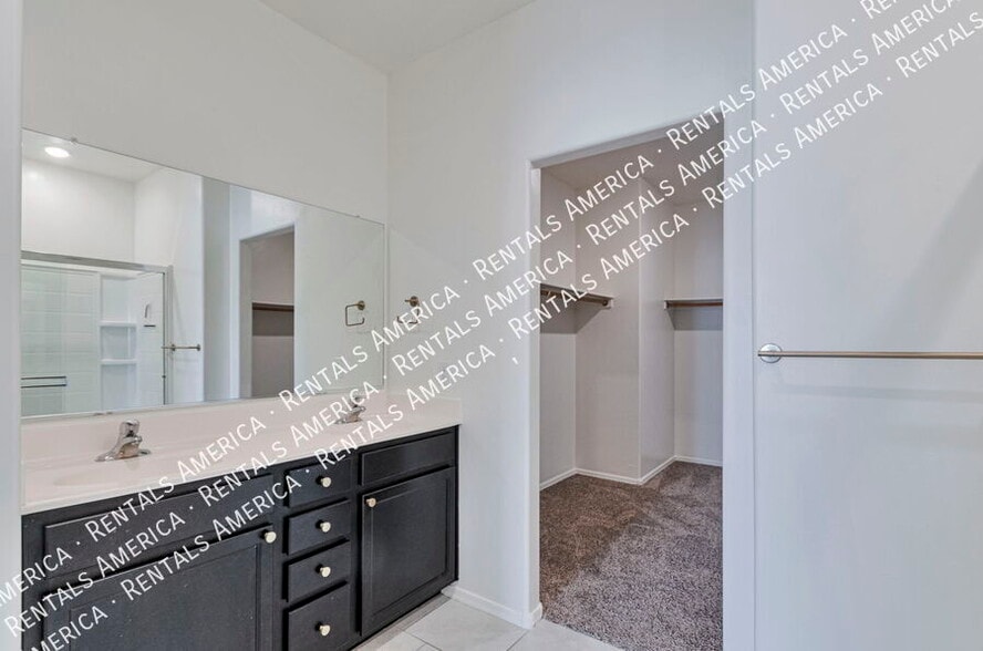 Building Photo - 10151 N Leopard Gecko Terrace