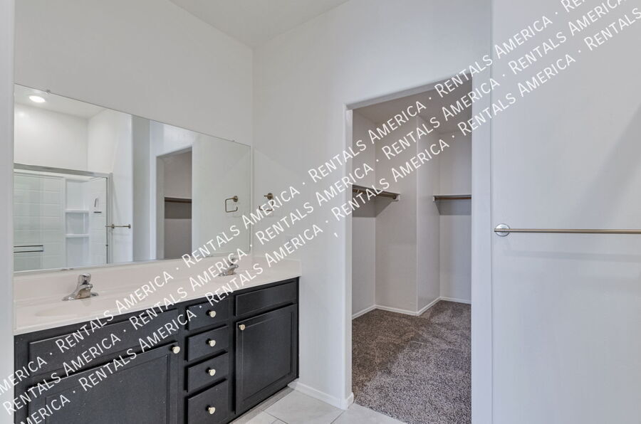 Building Photo - 10151 N Leopard Gecko Terrace