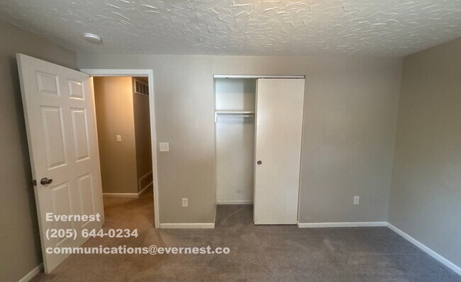 Building Photo - 3623 Bolamo Dr