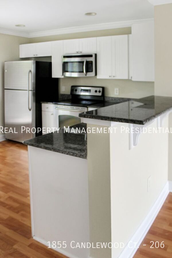 Building Photo - 1855 Candlewood Ct